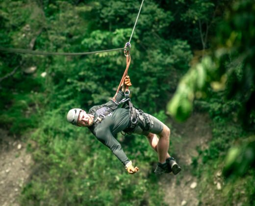 INCA JUNGLE TRAIL 4 DAYS TO MACHU PICCHU | Sky Star Domes, Biking, Rafting & Zipline Included