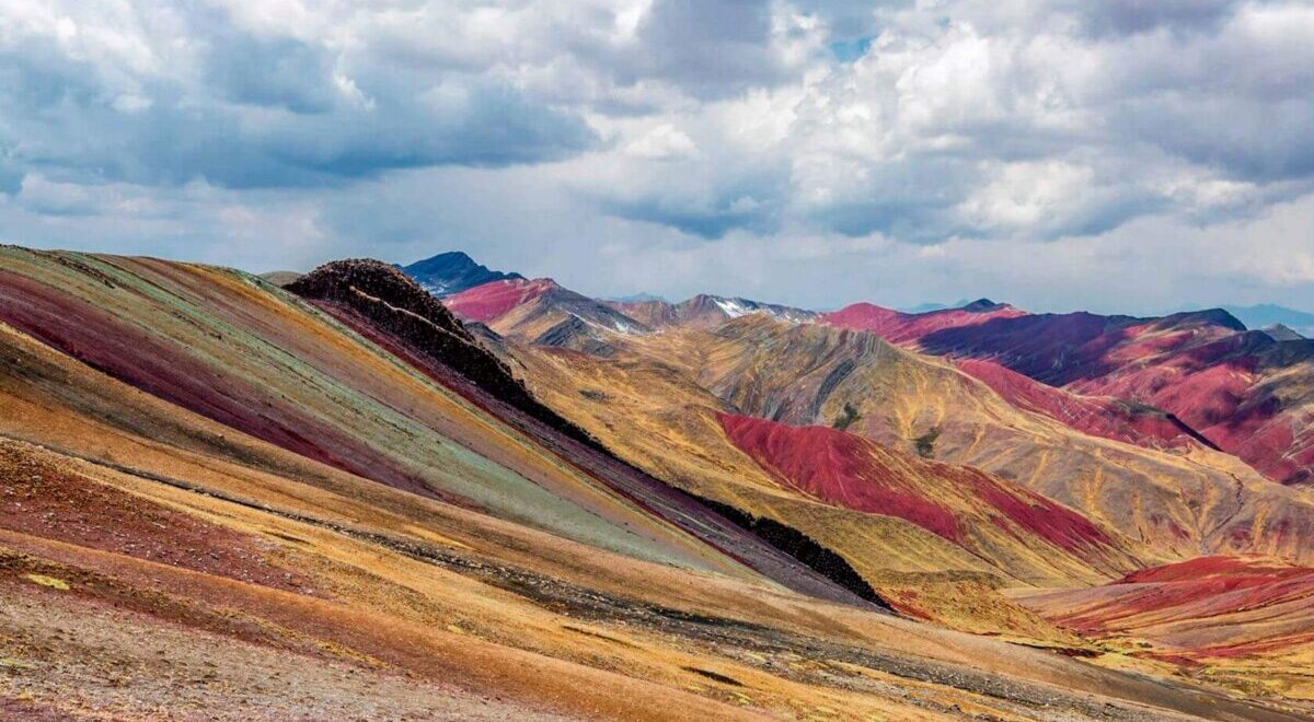 PALCOYO MOUNTAIN FULL-DAY TOUR