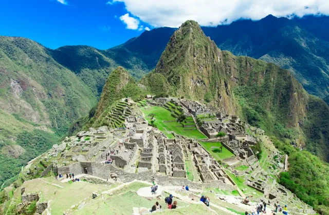 Machu Picchu By Car And Train 2 Days